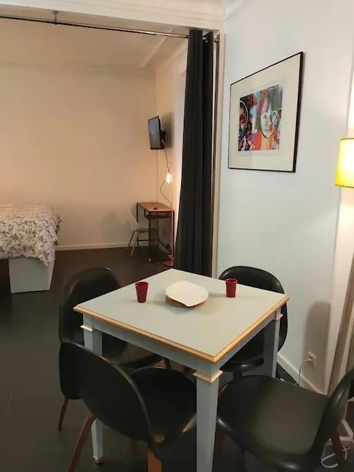 Apartment Appartement Les Abbesses Paris